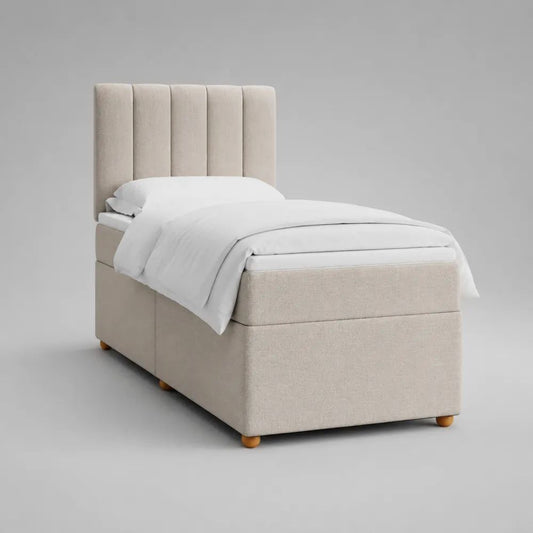 Lit simple rectangulaire en tissu beige 100 × 200 × 130 cm, couchage 90 × 190 cm, avec sommier, matelas blanc et tête de lit rembourrée